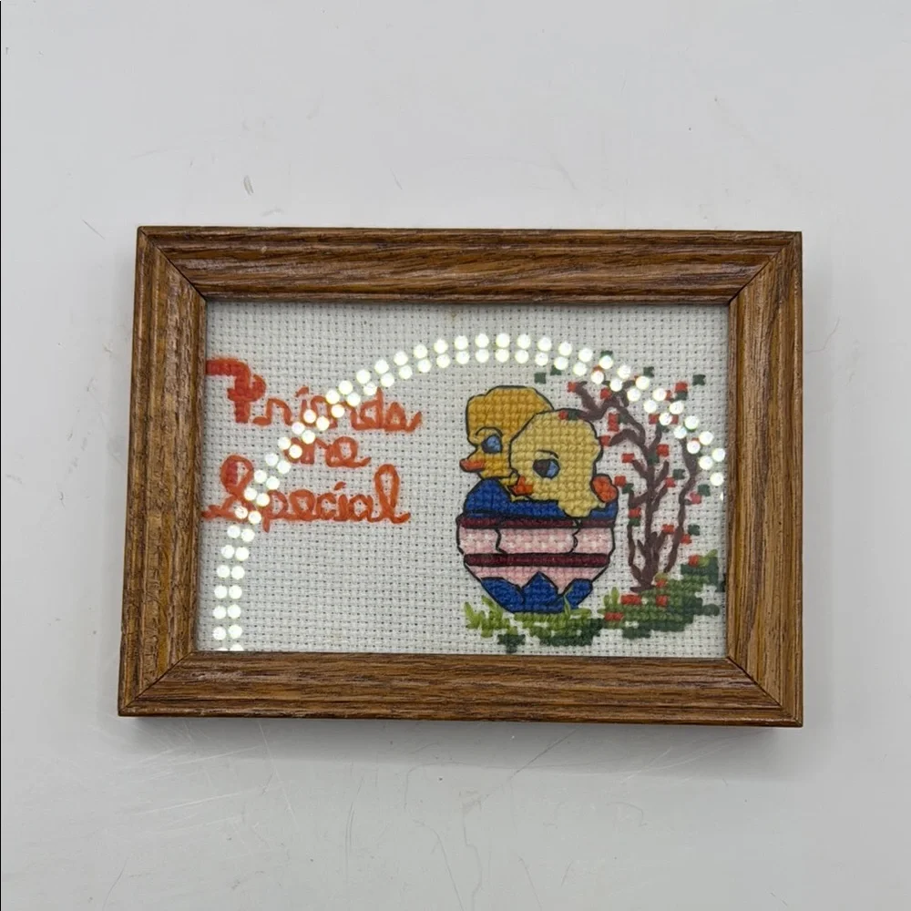 Vintages Framed Cross Stitch Needlepoint Friends Are Special Chicks Ducks Egg